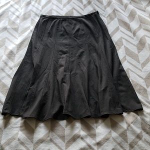 Larry Levine Stretch panel grey skirt